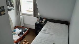 Erst mal ein Leben aus dem Koffer.